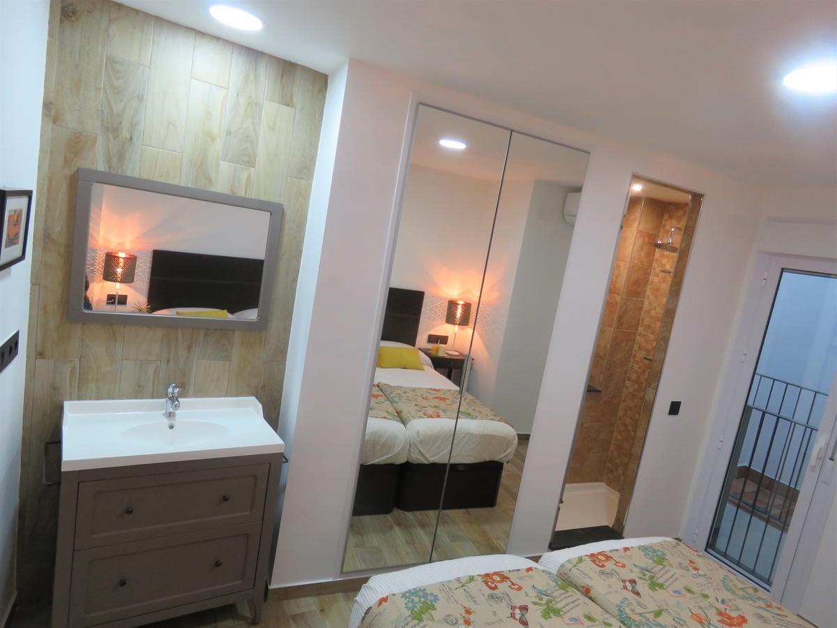 Living Sevilla Apartments Hercules Exterior foto