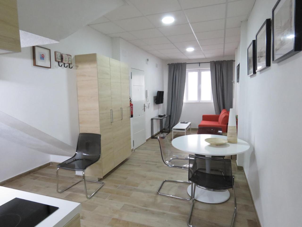 Living Sevilla Apartments Hercules Exterior foto
